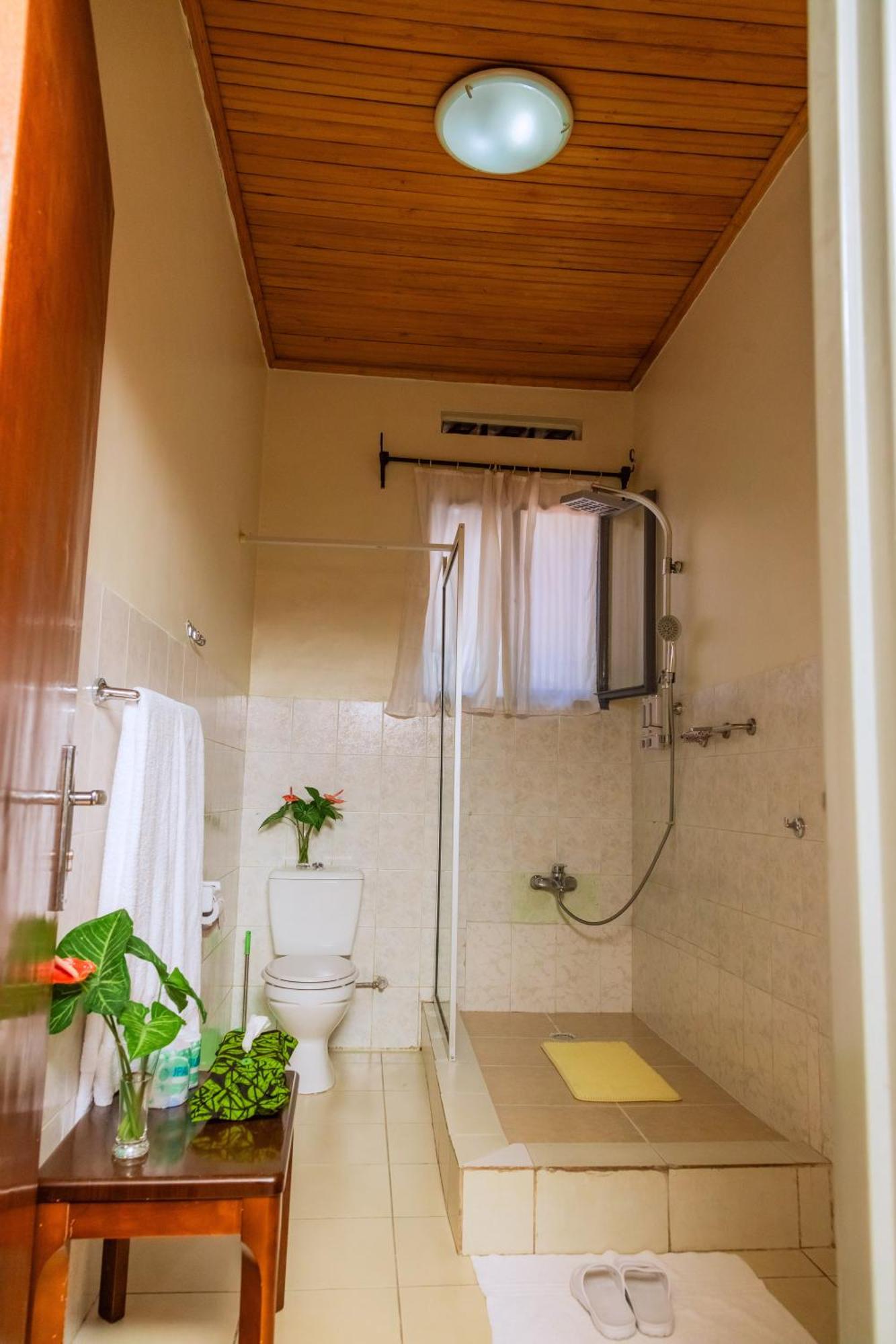 One Click Hotel Kigali Exterior photo